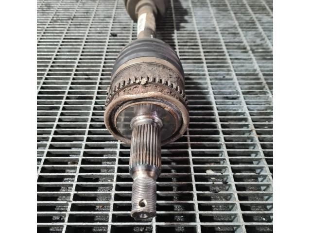 bontott MITSUBISHI L 200 Bal Féltengely