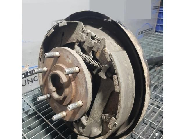 bontott MITSUBISHI L 200 Bal hátsó Csonkállvány