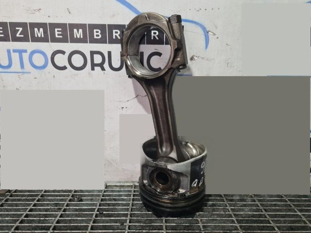 bontott MITSUBISHI L 200 Dugattyú