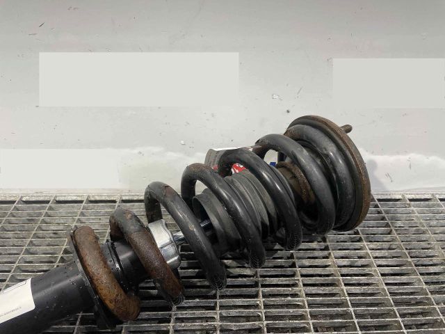 bontott MITSUBISHI L 200 Első Rugó