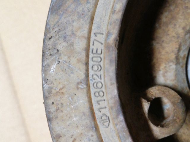 bontott MITSUBISHI L 200 Főtengely Szíjtárcsa