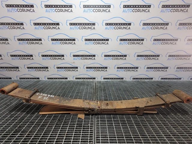 bontott MITSUBISHI L 200 Hátsó Rugó