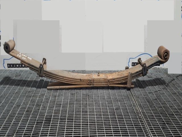 bontott MITSUBISHI L 200 Hátsó Rugó