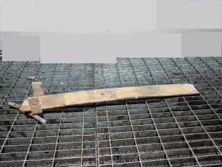 bontott MITSUBISHI L 200 Hátsó Rugó