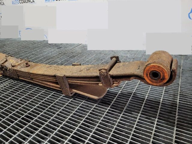 bontott MITSUBISHI L 200 Hátsó Rugó