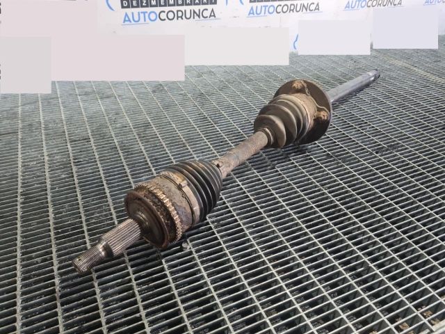 bontott MITSUBISHI L 200 Jobb Féltengely