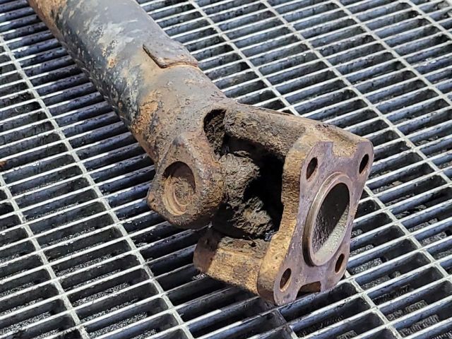 bontott MITSUBISHI L 200 Kardántengely