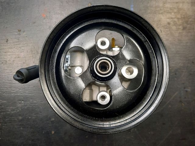 bontott MITSUBISHI L 200 Kormányszervó Motor (Hidraulikus)