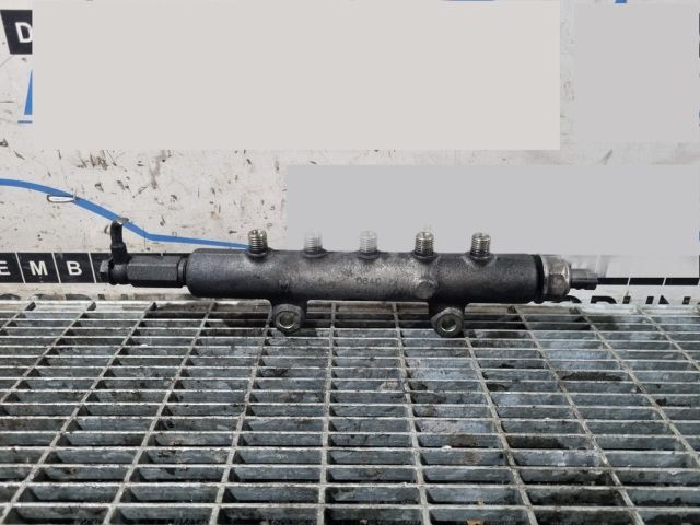 bontott MITSUBISHI L 200 Közösnyomócső