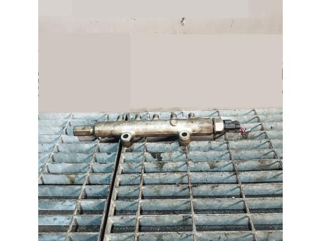 bontott MITSUBISHI L 200 Közösnyomócső