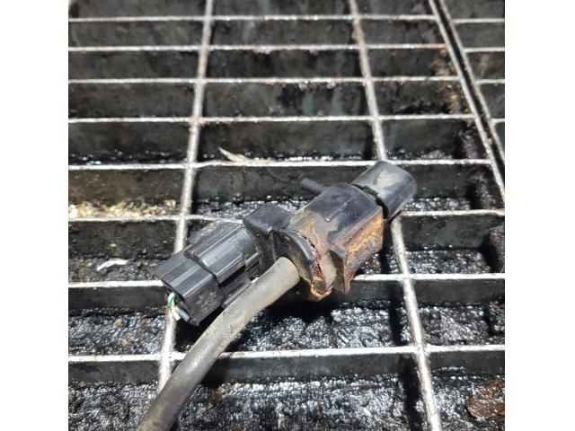 bontott MITSUBISHI L 200 Lefújószelep