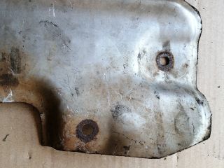 bontott MITSUBISHI L 200 Leömlő Hővédő Lemez