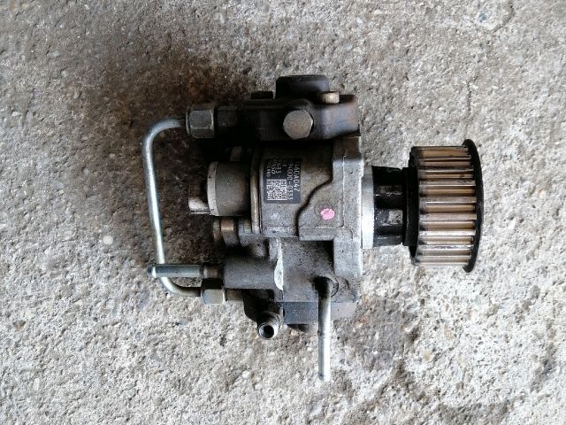 bontott MITSUBISHI L 200 Nagynyomású Szivattyú