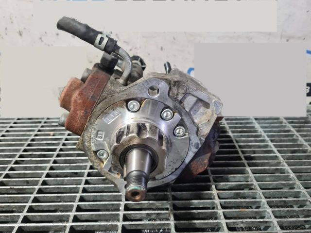 bontott MITSUBISHI L 200 Nagynyomású Szivattyú