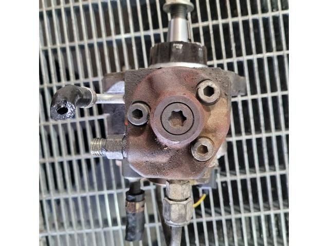 bontott MITSUBISHI L 200 Nagynyomású Szivattyú