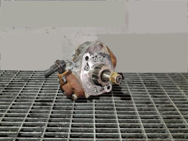 bontott MITSUBISHI L 200 Nagynyomású Szivattyú