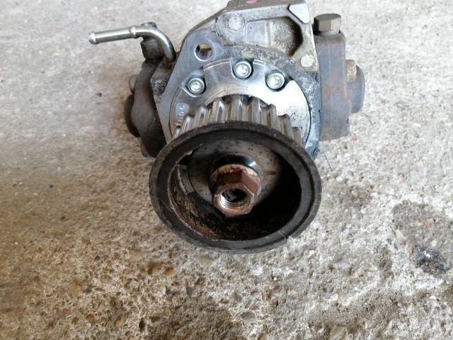 bontott MITSUBISHI L 200 Nagynyomású Szivattyú