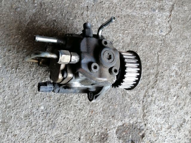 bontott MITSUBISHI L 200 Nagynyomású Szivattyú