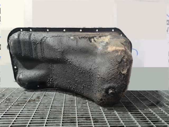 bontott MITSUBISHI L 200 Olajteknő