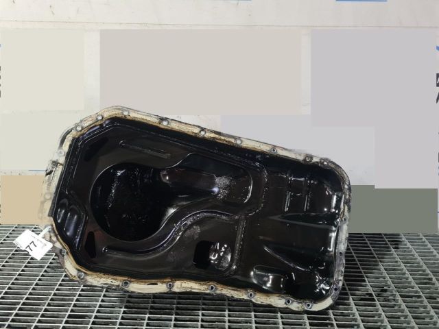 bontott MITSUBISHI L 200 Olajteknő