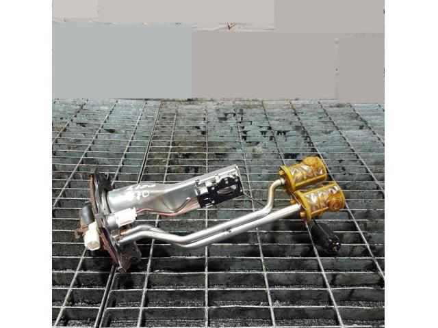 bontott MITSUBISHI L 200 Üzemanyag Szivattyú