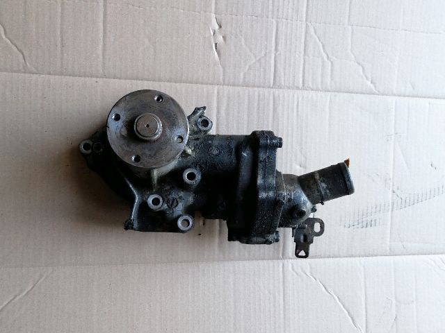 bontott MITSUBISHI L 200 Vízpumpa