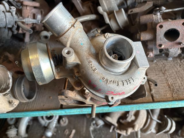 bontott MITSUBISHI L 200 Turbó