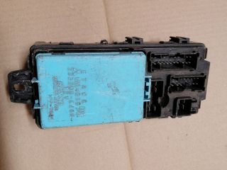 bontott MITSUBISHI L 200 Biztosítéktábla Motortér