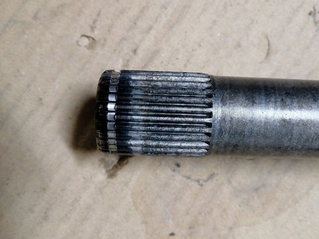 bontott MITSUBISHI L 200 Jobb Féltengely