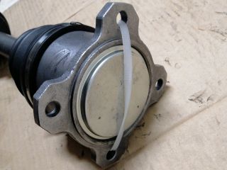 bontott MITSUBISHI L 200 Jobb Féltengely