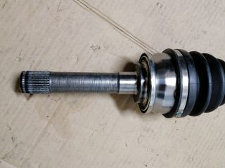 bontott MITSUBISHI L 200 Jobb Féltengely