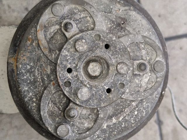 bontott MITSUBISHI L 200 Klímakompresszor