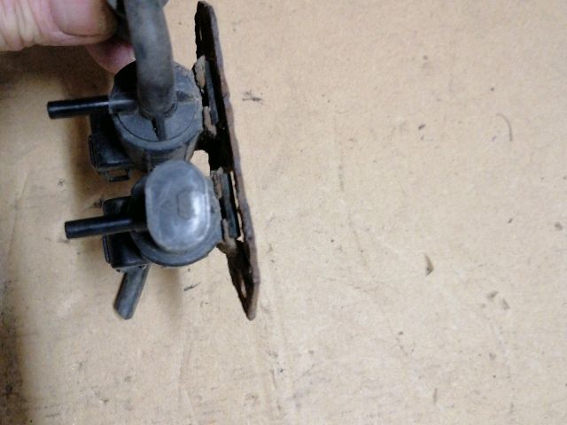 bontott MITSUBISHI L 200 Mágnesszelep Blokk