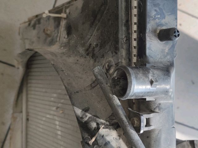 bontott MITSUBISHI L 200 Vízhűtő Radiátor (Nem klímás)