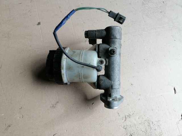 bontott MITSUBISHI L 200 Főfékhenger