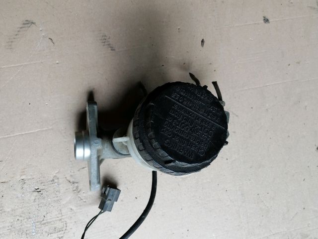 bontott MITSUBISHI L 200 Főfékhenger