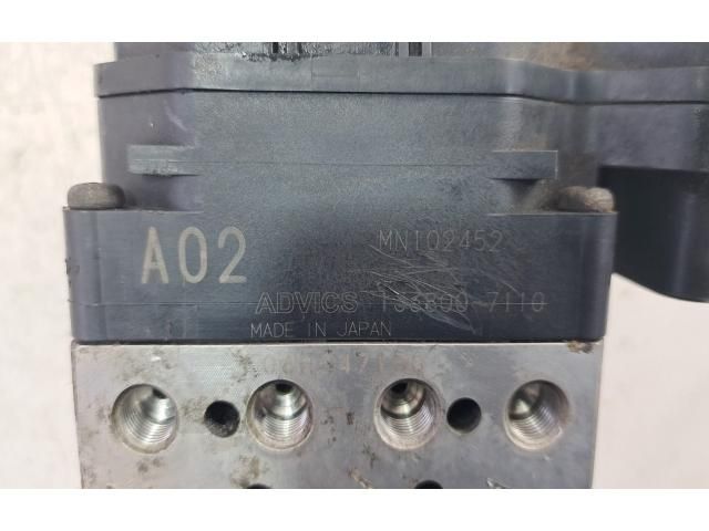 bontott MITSUBISHI L 200 ABS Kocka