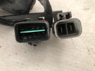 bontott MITSUBISHI L 200 ABS Kocka