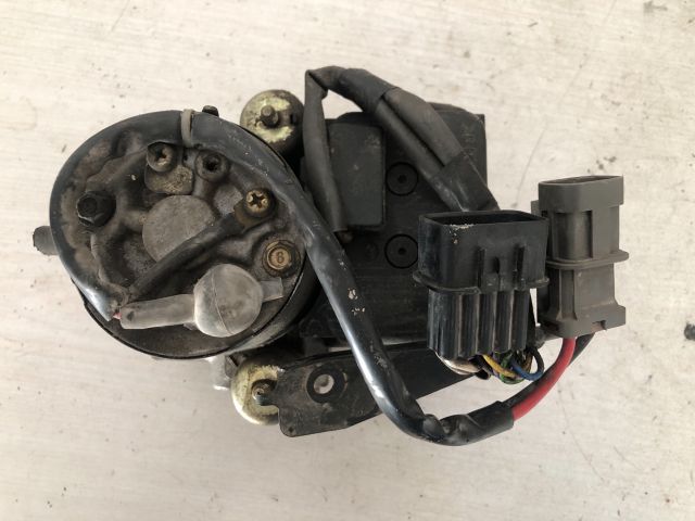 bontott MITSUBISHI L 200 ABS Kocka