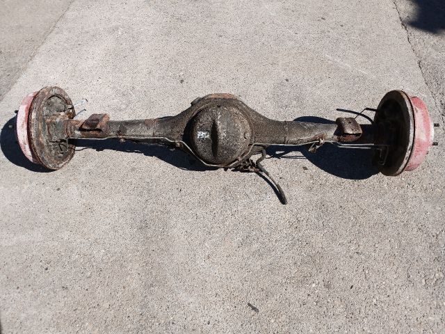 bontott MITSUBISHI L 200 Hátsó Híd (Dobfékes)