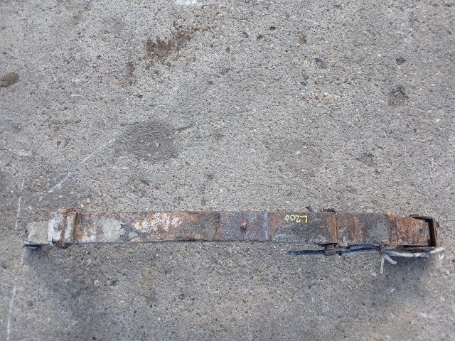 bontott MITSUBISHI L 200 Hátsó Rugó