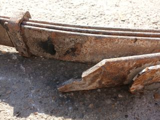 bontott MITSUBISHI L 200 Hátsó Rugó