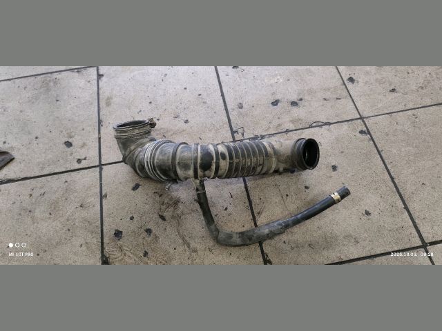 bontott MITSUBISHI L 200 Légbeömlő Cső