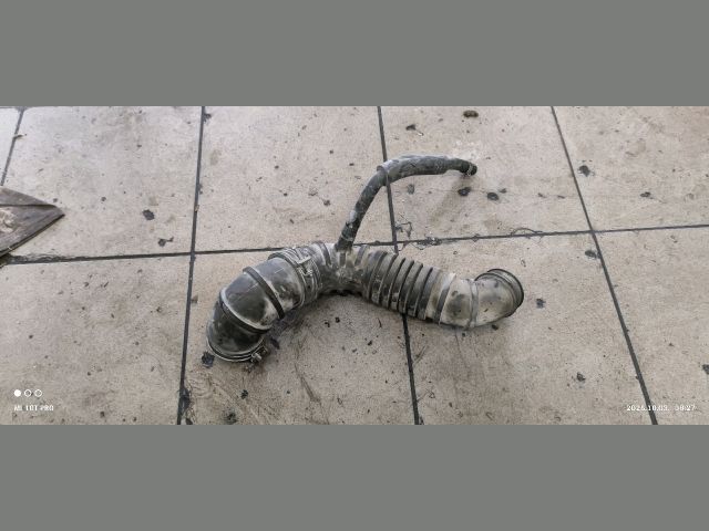 bontott MITSUBISHI L 200 Légbeömlő Cső