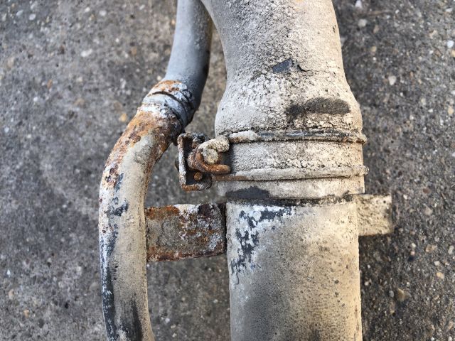 bontott MITSUBISHI L 200 Tankbetöltő Cső (Fém)