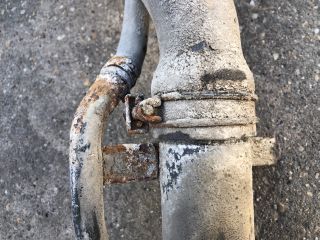 bontott MITSUBISHI L 200 Tankbetöltő Cső (Fém)