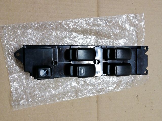 bontott MITSUBISHI L 200 Ablakemelő Kapcsoló Négyes / Kettes