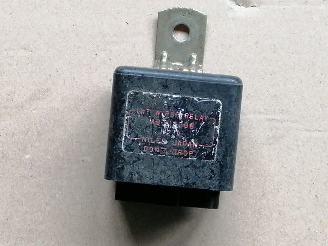 bontott MITSUBISHI L 200 Ablaktörlő Relé