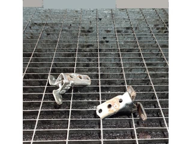 bontott MITSUBISHI L 200 Ajtó Zsanér (Pozíciófüggetlen)