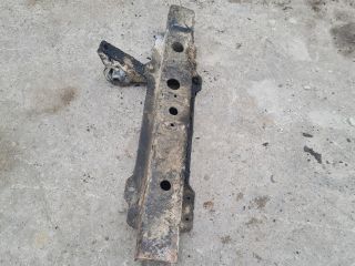 bontott MITSUBISHI L 200 Alsó Kereszttartó